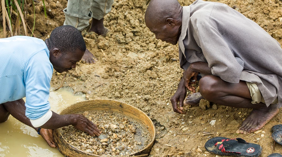 Conflict Free Diamonds