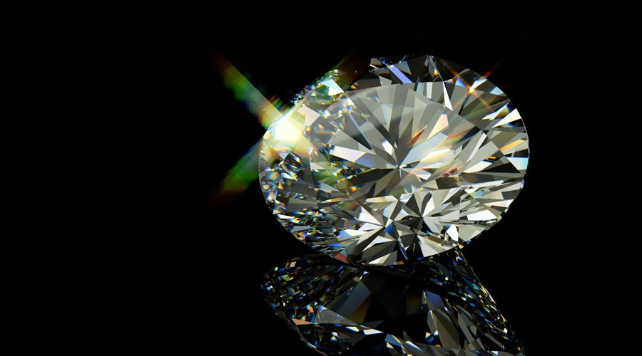 Why choose an Oval Cut Diamond?