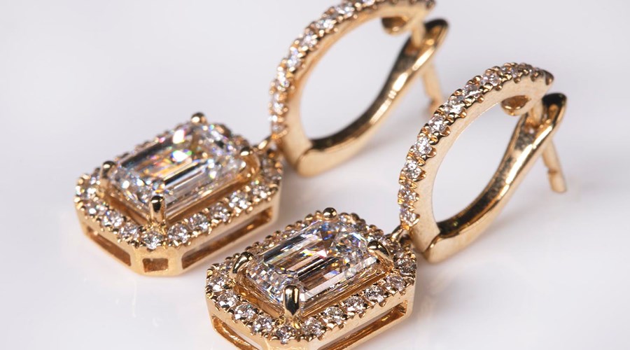The Perfect Earrings to Complete your Autumn Outfits