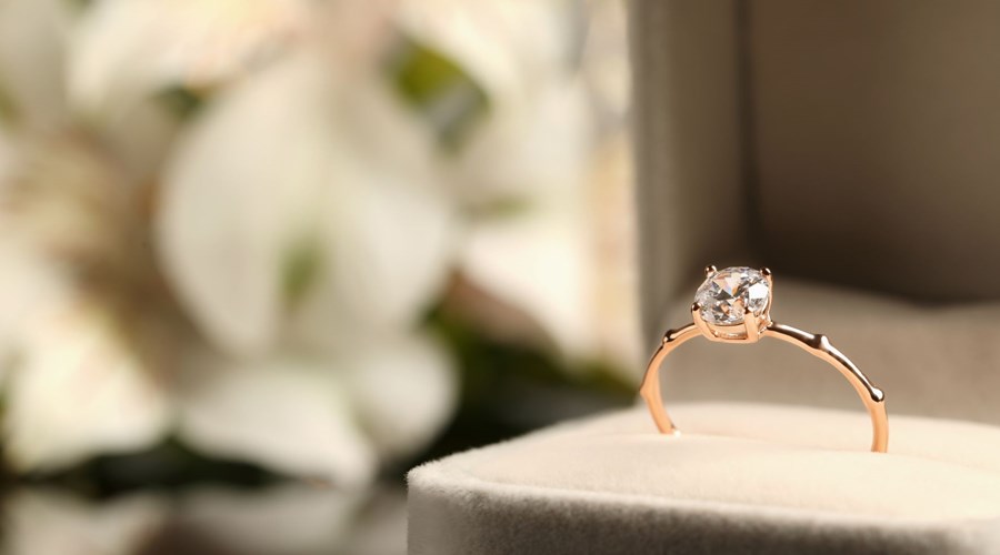 9 things you need to know about engagement rings