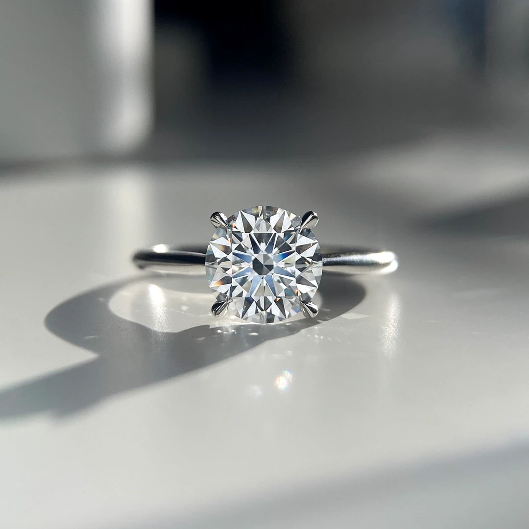 1.57ct Lab-Grown Round Brilliant Carys Diamond Ring in Platinum