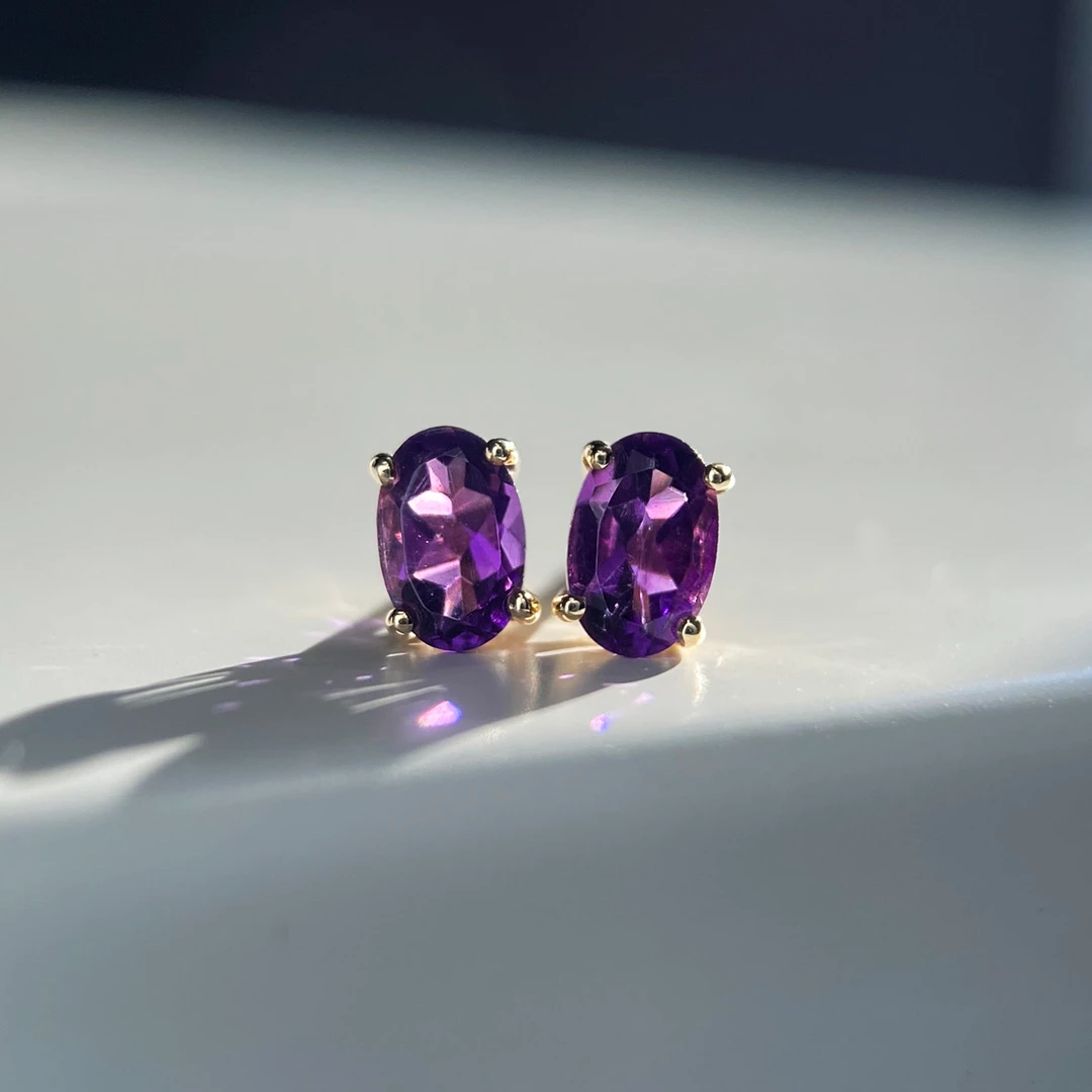 0.846ct Oval Amethyst Stud Earrings in 9K Yellow Gold