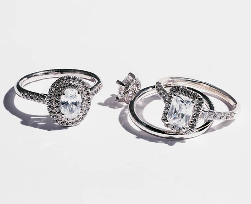 Halo Diamond Engagement Rings