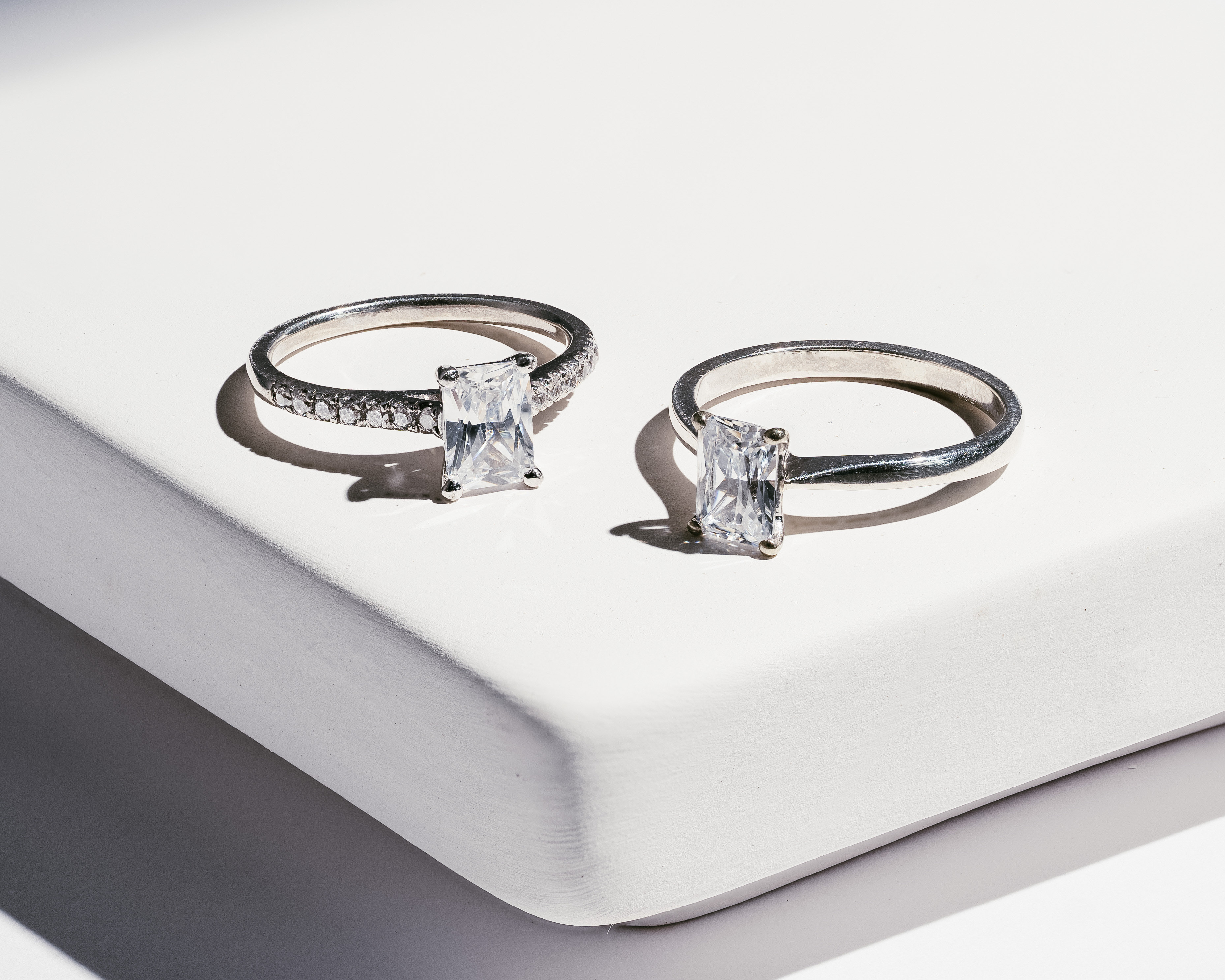 Radiant Cut Engagement Rings