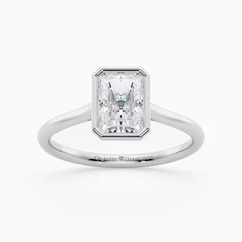 Radiant Carina Diamond Ring in Platinum 950