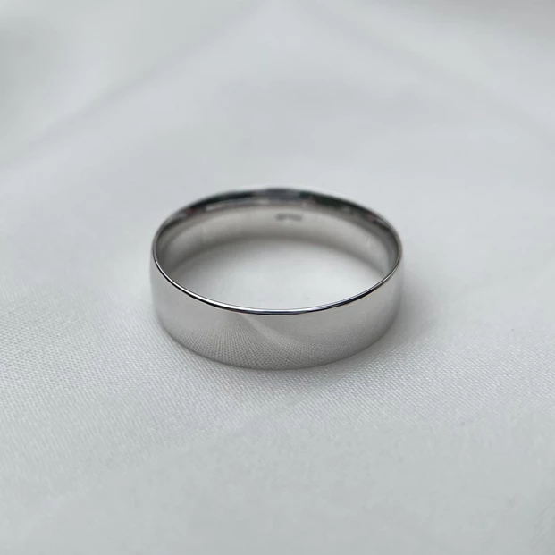 9K White Gold 6mm Traditional Court Light Weight Wedding Ring