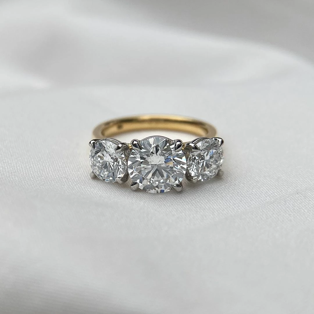3.44ct Lab-Grown Round Brilliant Noa Trilogy Diamond Ring in 18K Yellow Gold