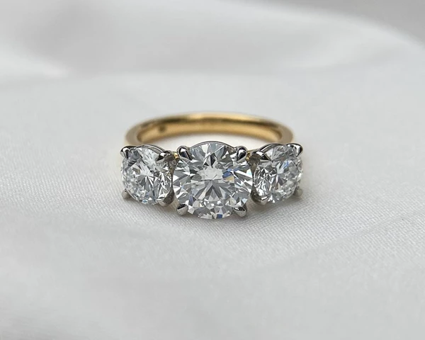 3.44ct Lab-Grown Round Brilliant Noa Trilogy Diamond Ring in 18K Yellow Gold