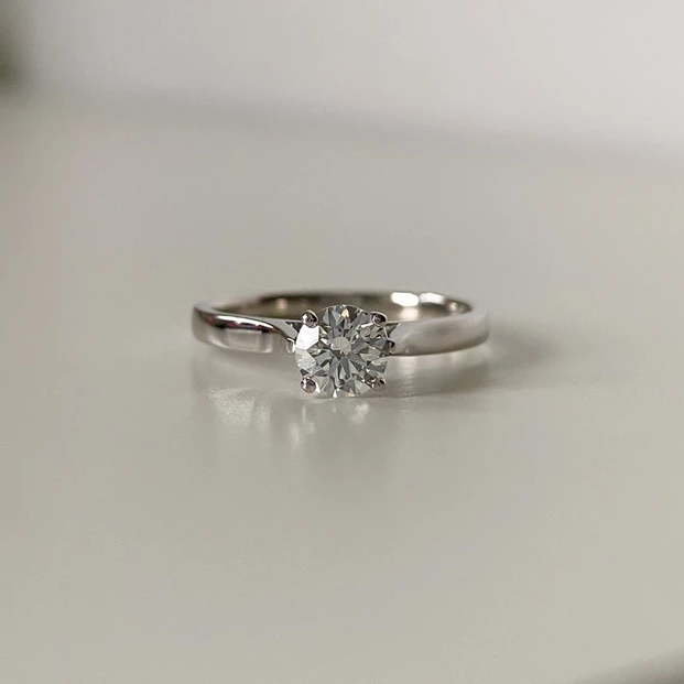 0.73ct Lab-Grown Round Romantico Diamond Ring in Platinum