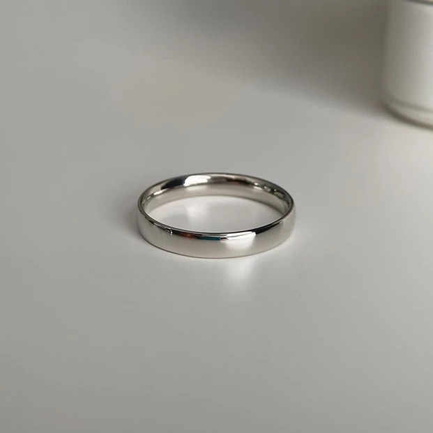 Platinum 3mm Traditional Court Light Weight Wedding Ring
