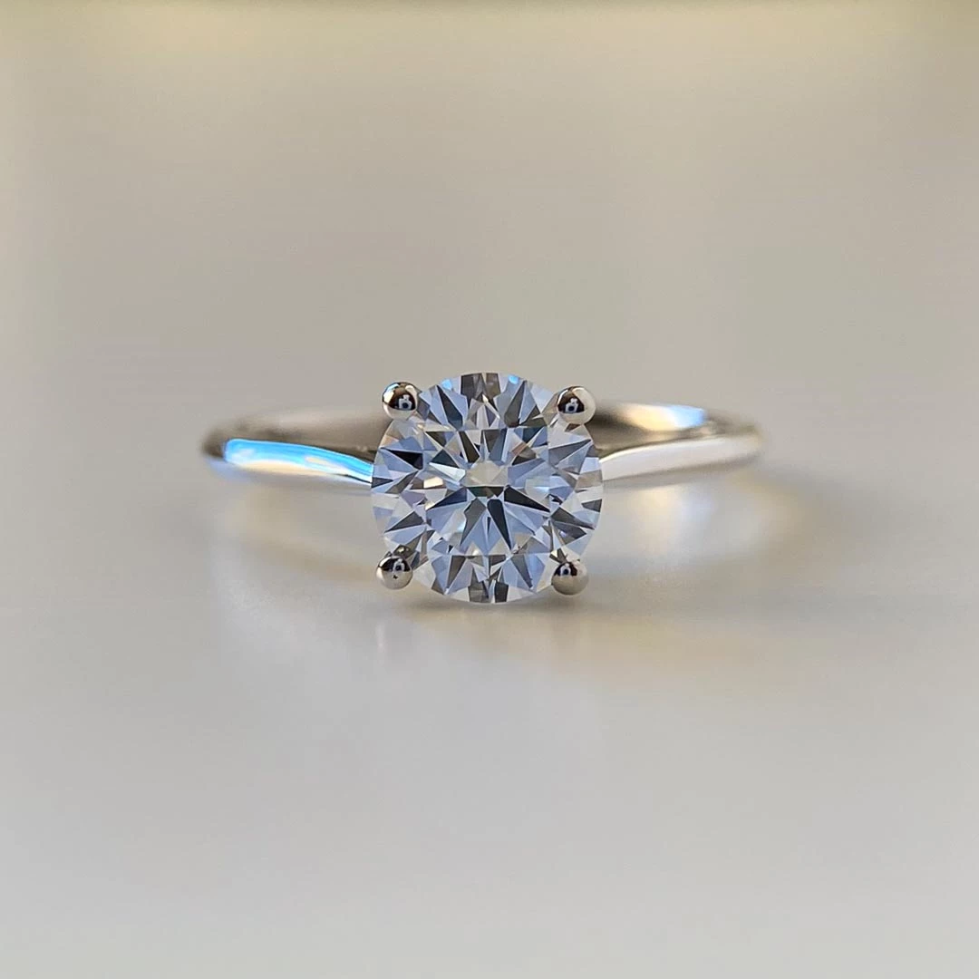 1.23ct Lab-Grown Round Brilliant Carys Diamond Ring in Platinum