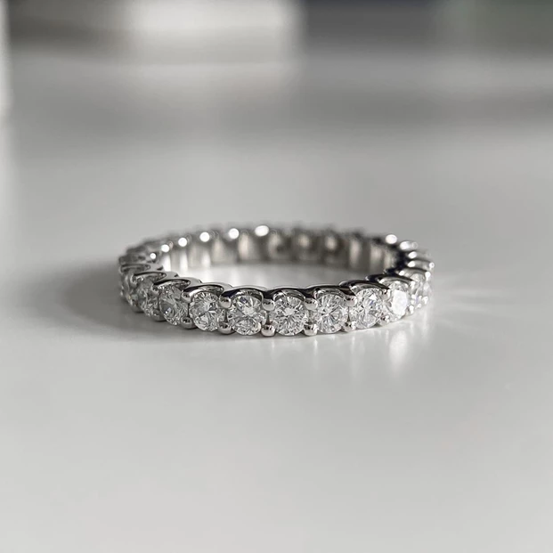 Platinum 2.7mm Full U Collet Set Diamond Ring