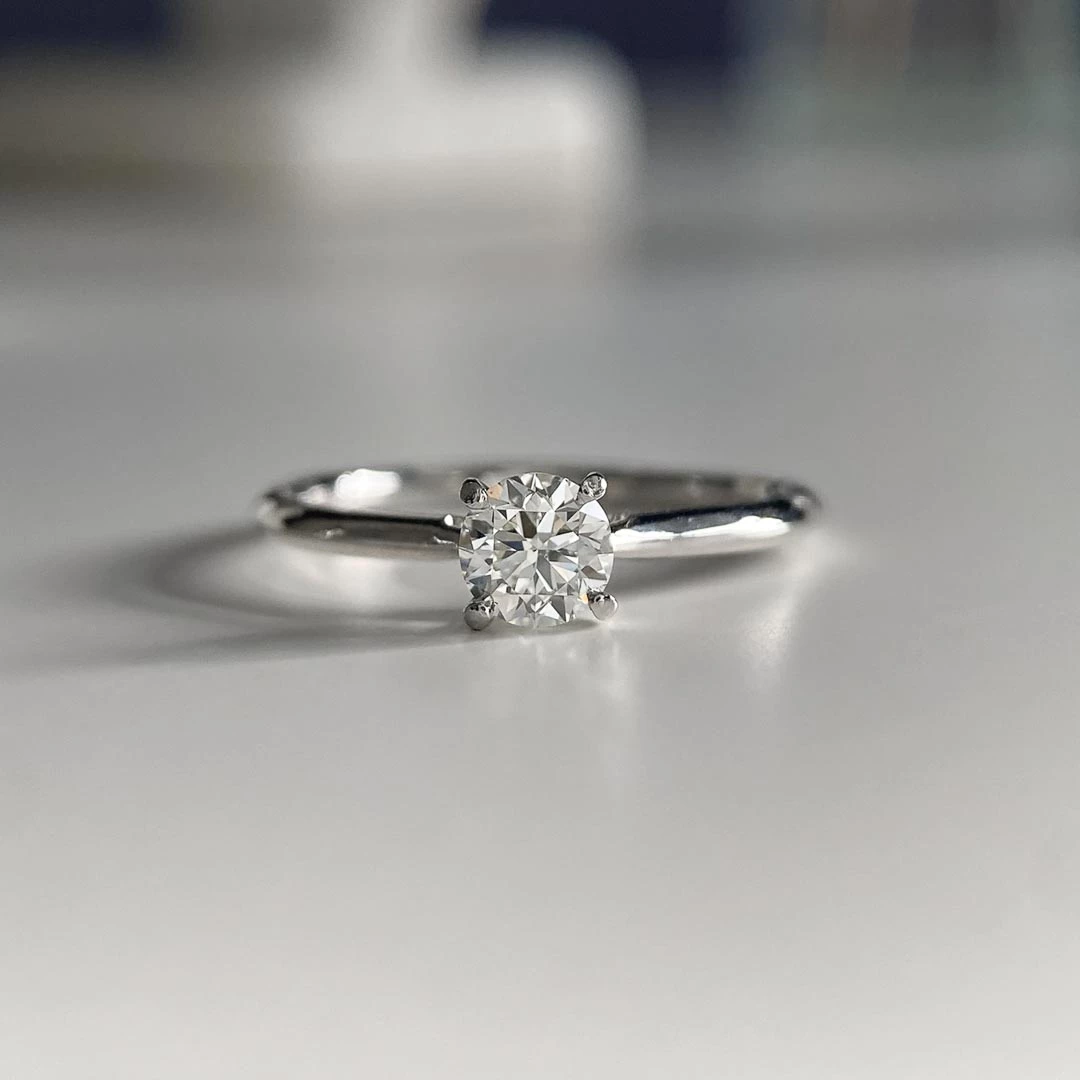 0.46ct Round Brilliant Carys Diamond Ring in Platinum