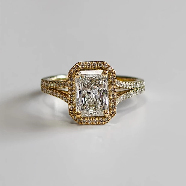 1.60ct Lab-Grown Radiant Adonia Diamond set Ring in 18K Yellow Gold