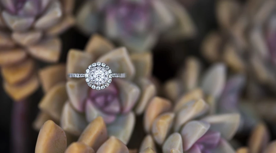 What is a halo engagement ring Quality Diamonds
