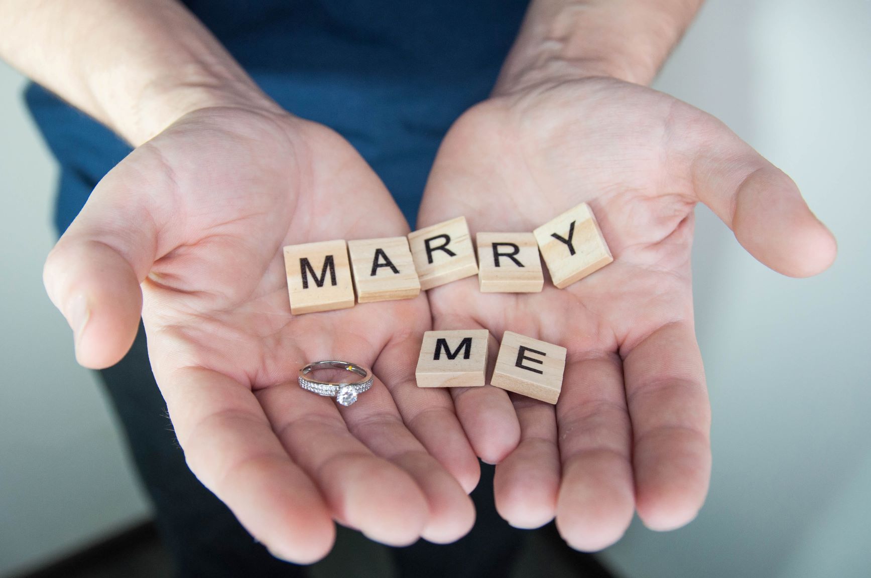 The Perfect Engagement Ring for a Valentines&#39; Day Proposal