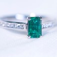 Gemstones that give us Christmas Vibes