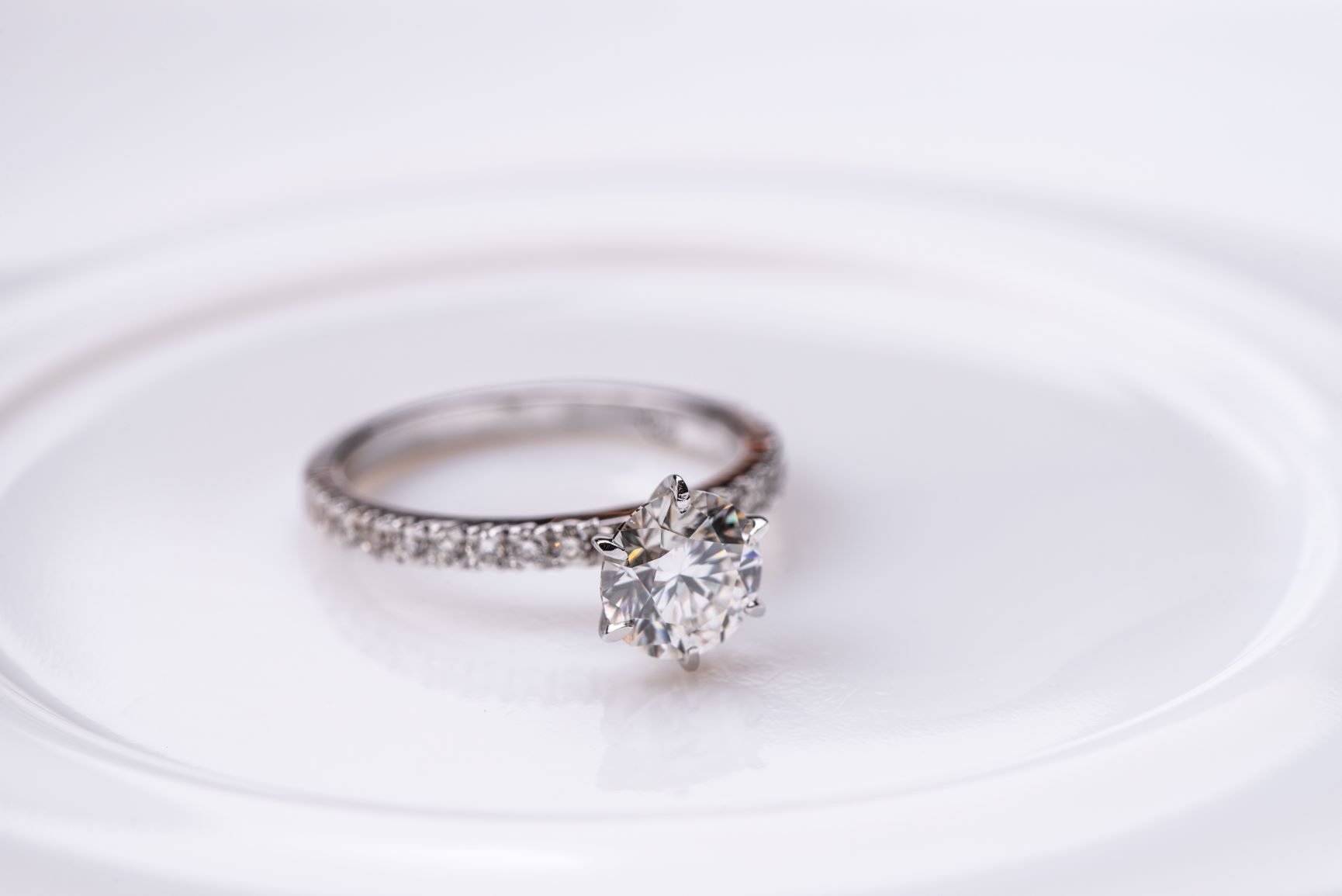 Leo Round Diamond Solitaire Engagement Ring 0.45 ct I SI2 14k Yellow G | QD  Jewelry
