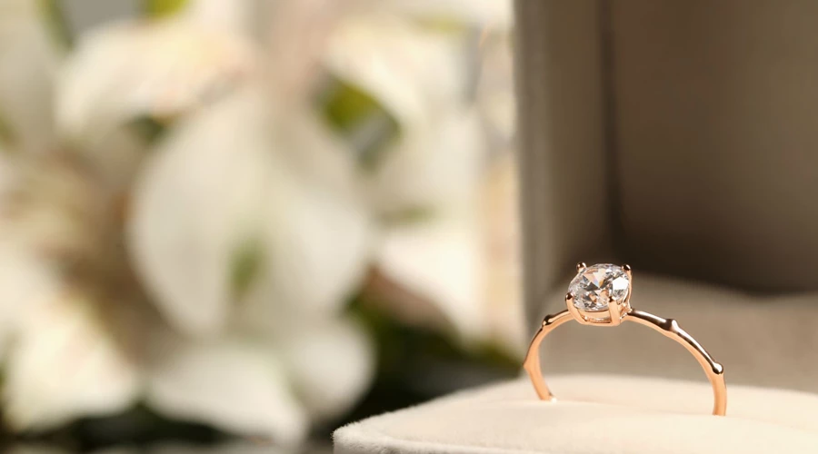 9 things you need to know about engagement rings