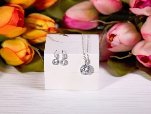 Halo Diamond Earrings Halo Diamond Earrings