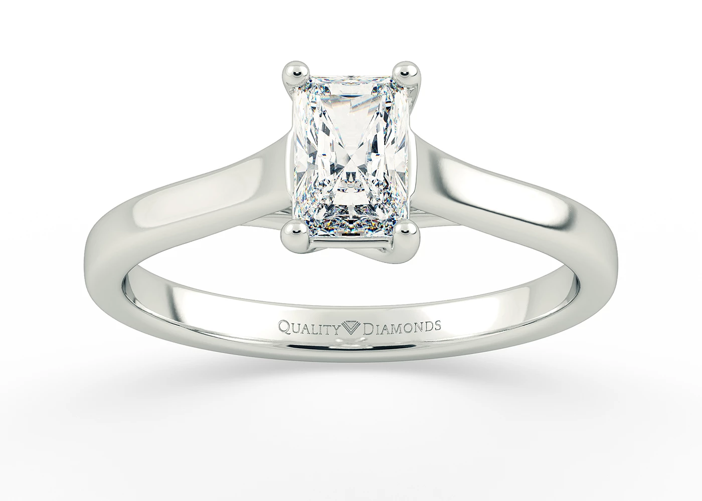 Radiant Hita Diamond Ring in Platinum