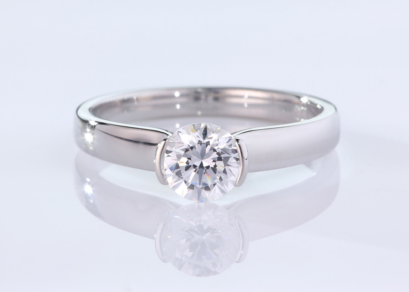 Round Brilliant Anita Diamond Ring in Palladium 360 image