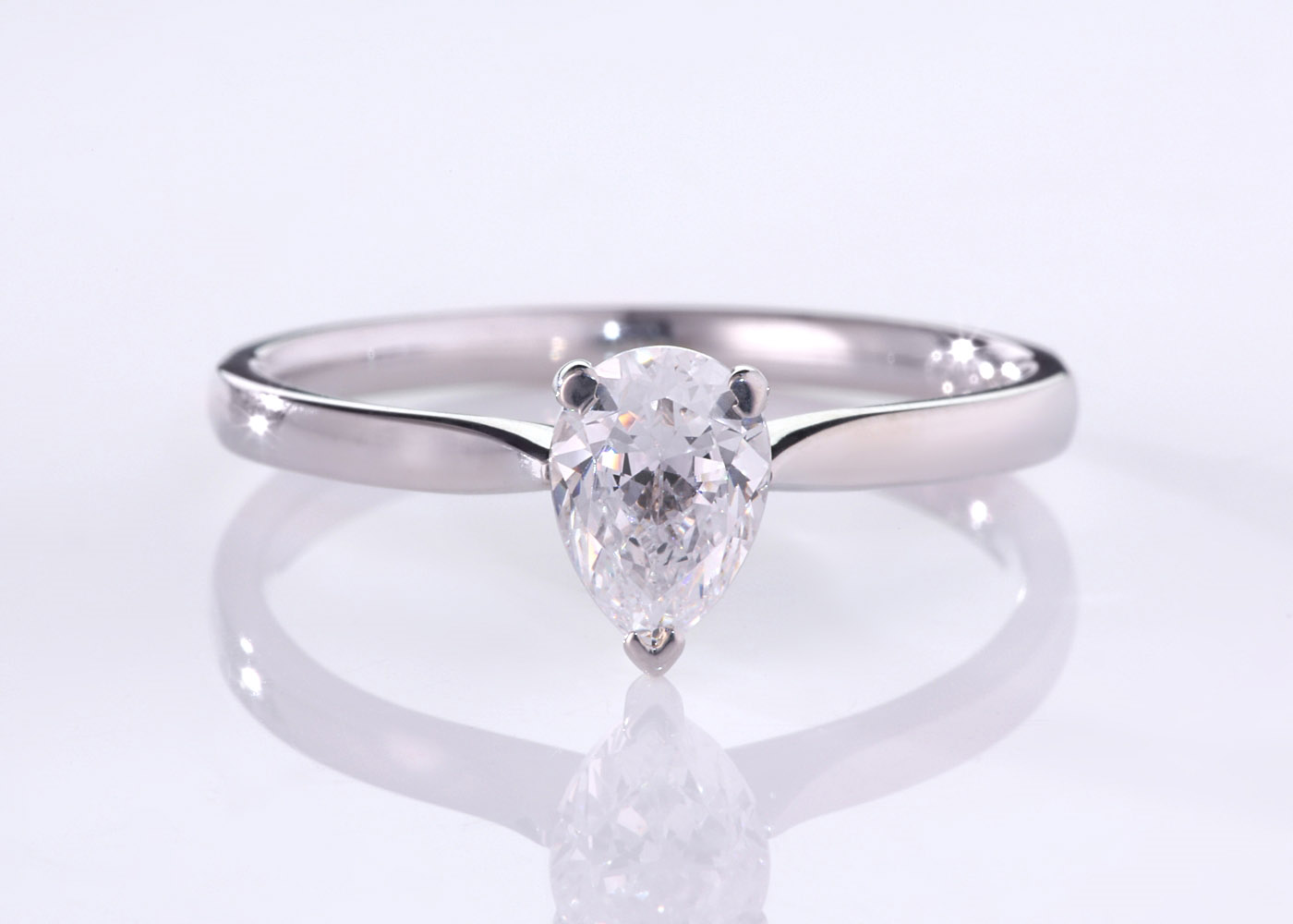 Pear Hera Diamond Ring in 9K Rose Gold 360 image