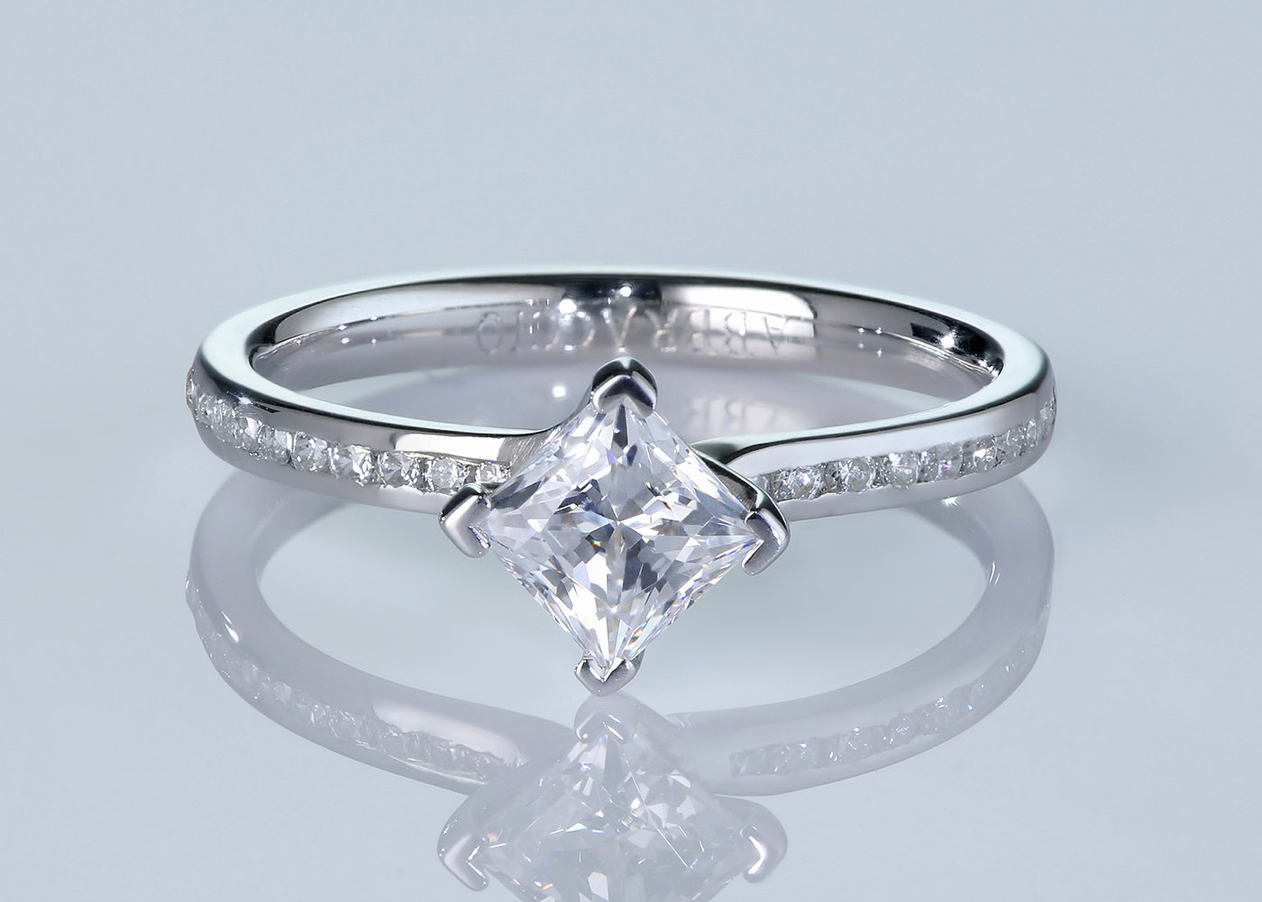 Diamond Set Princess Abbraccio Diamond Ring in 9K White Gold 360 image