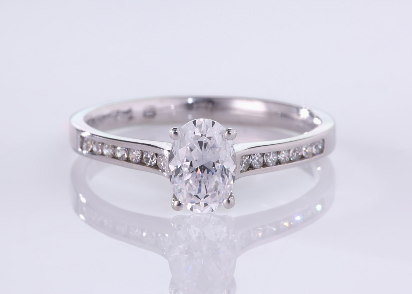 Diamond Set Oval Nara Diamond Ring in 18K Rose Gold 360 image